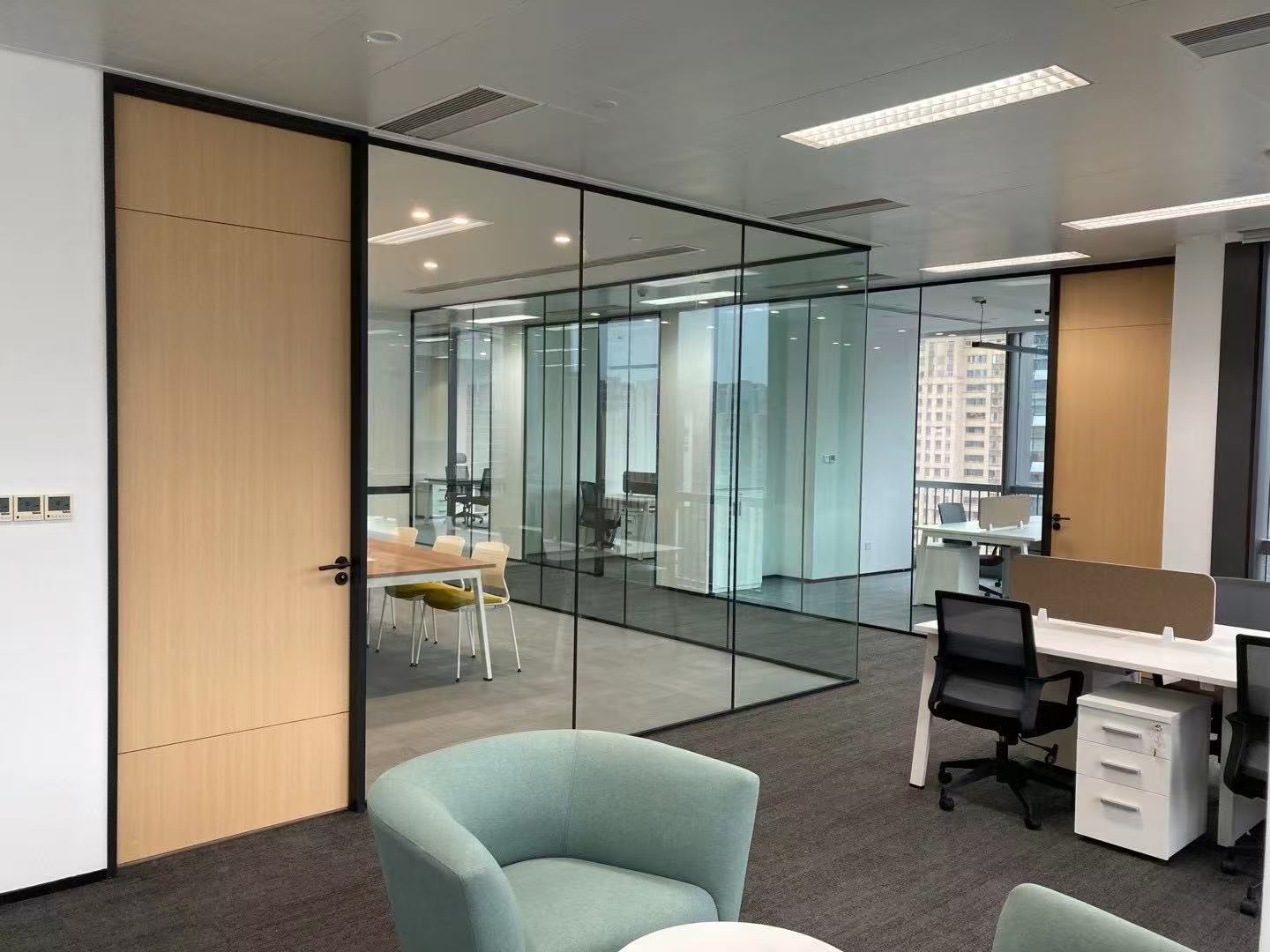 Single-Glazed Partition Wooden Door